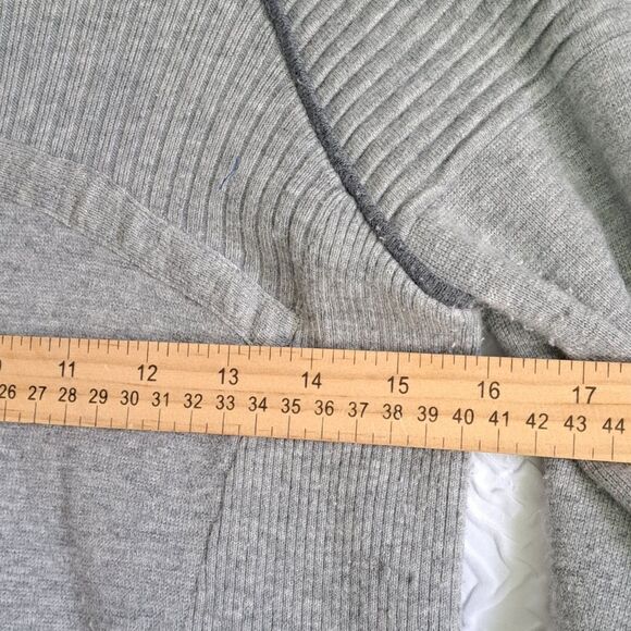 Title Nine Merino Wool Blend Full Zip Sweater Gray Women’s Medium Outdoor Jacket - Picture 4 of 13